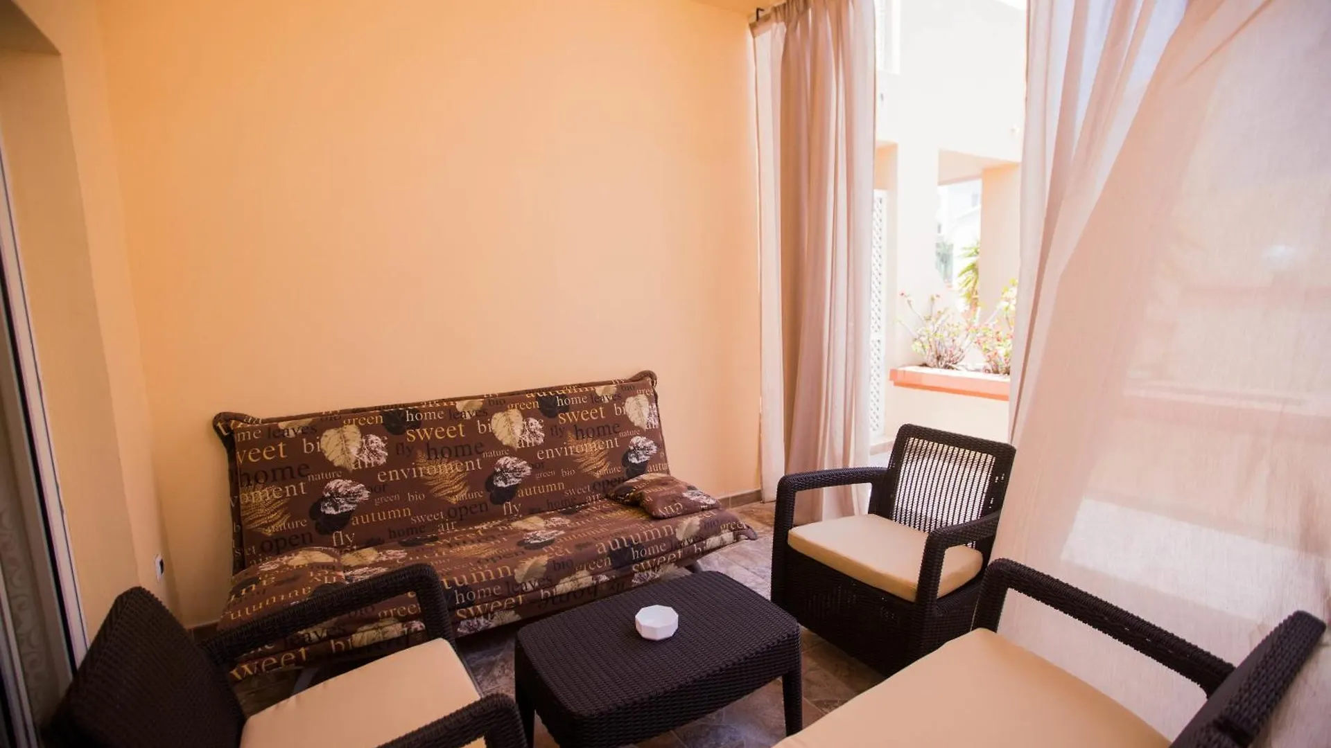 Yucca Park Aparthotel Costa Adeje 3*,